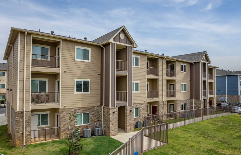 Hanford Investments Parkside Apartments
